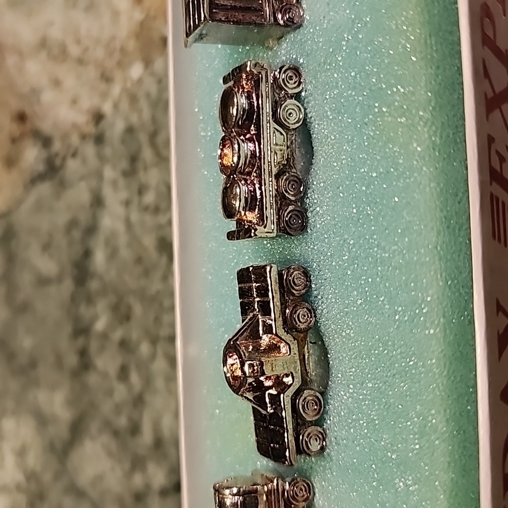Silver Plated Railroad Car Birthday Candle Holders by Lunt - Picture 3 of 9